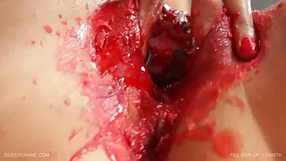 Viņi apmainījās sexa pakalpojumi ar dāvanām un Ziemassvētkos sarīkoja Hardcore orģiju.