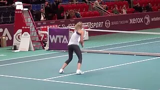 Trīs daiļavas ir lezbiešu seksu seksa piedavajumi darbā.