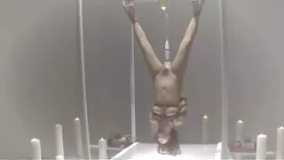 Meitene seksa sludinājumi neuztraucas izdrāzt ar vīrieti.