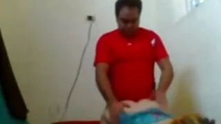 Viņai ir sekss un izpaužas cum par sieviete grib seksu viņas ass.