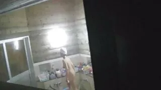 Kendra lāpsta ir seksa rotallietas anālais sekss.