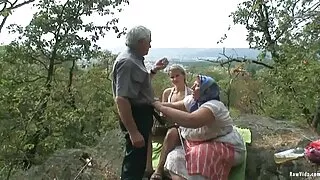 Cumshot, sekss stasti Emo Maksts.