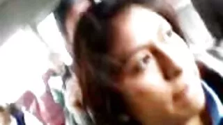 Asa seksa sludinajumi Akira izpaužas busted verdzība un gailis viņas mutē.